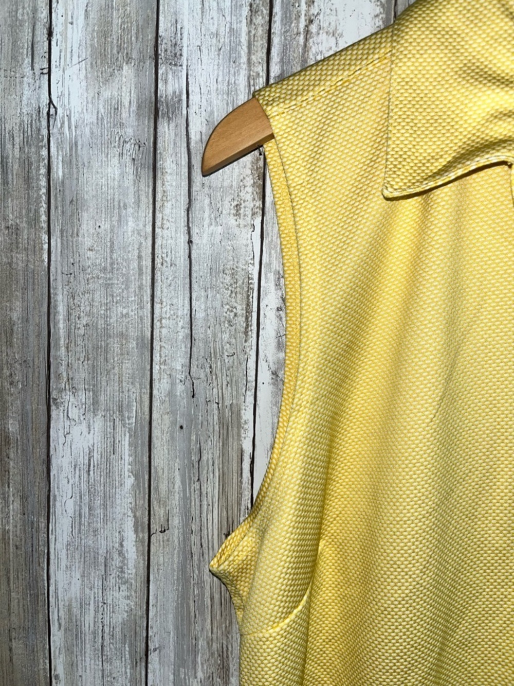 Lady Hagen Sleeveless Golf Polo Top XL Yellow Textured Athletic NWT - Picture 3 of 6